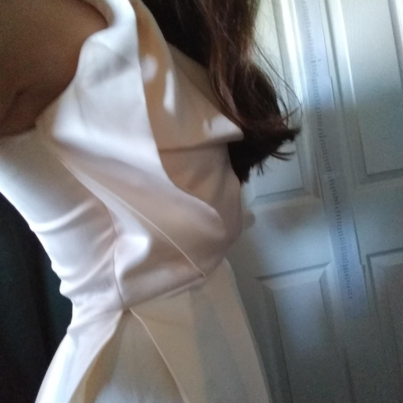 Aryn K Satin Halter Strap Dress - Picture 4 of 8